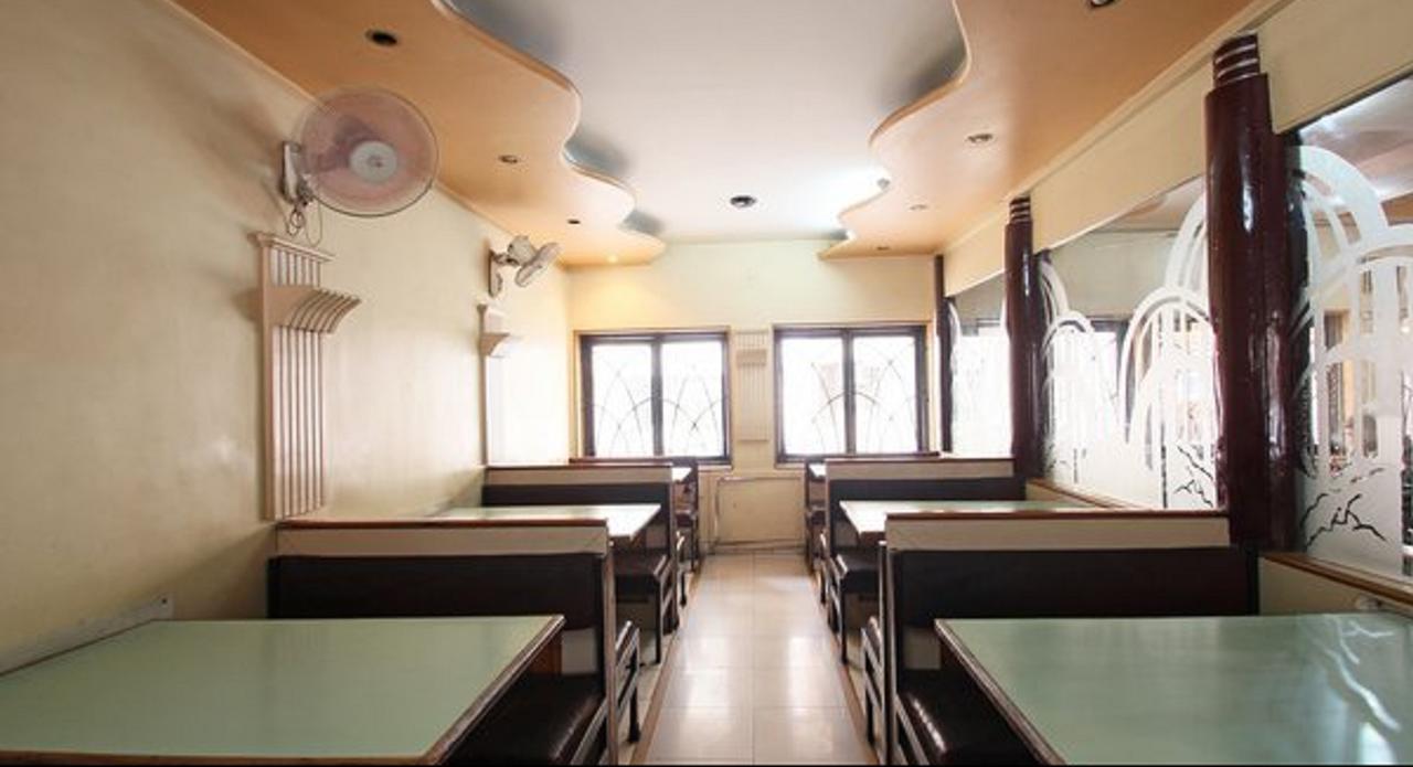Hotel Vaishali Nashik Bagian luar foto