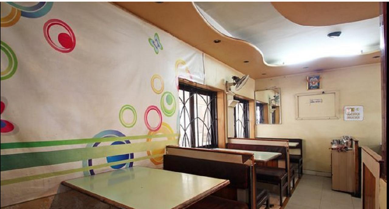 Hotel Vaishali Nashik Bagian luar foto
