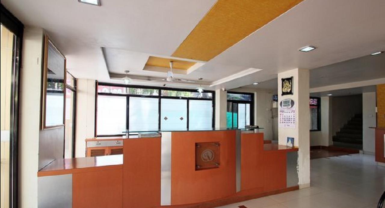Hotel Vaishali Nashik Bagian luar foto