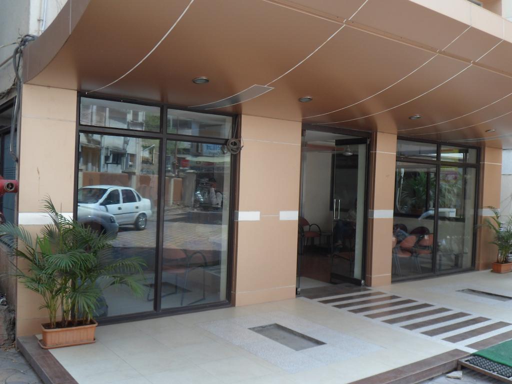Hotel Vaishali Nashik Bagian luar foto